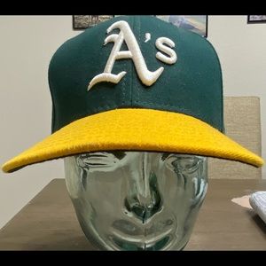 Oakland Athletics Authentic New Era Hat 7 5/8